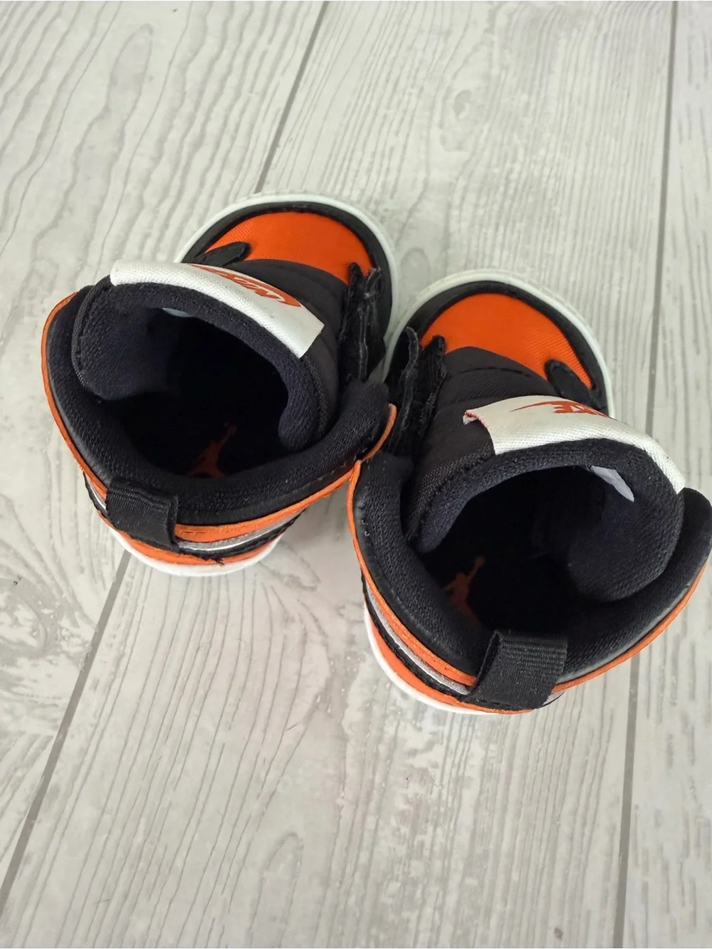 Nike Air Jordan Retro 1 Crib Bootie Baby Shoes